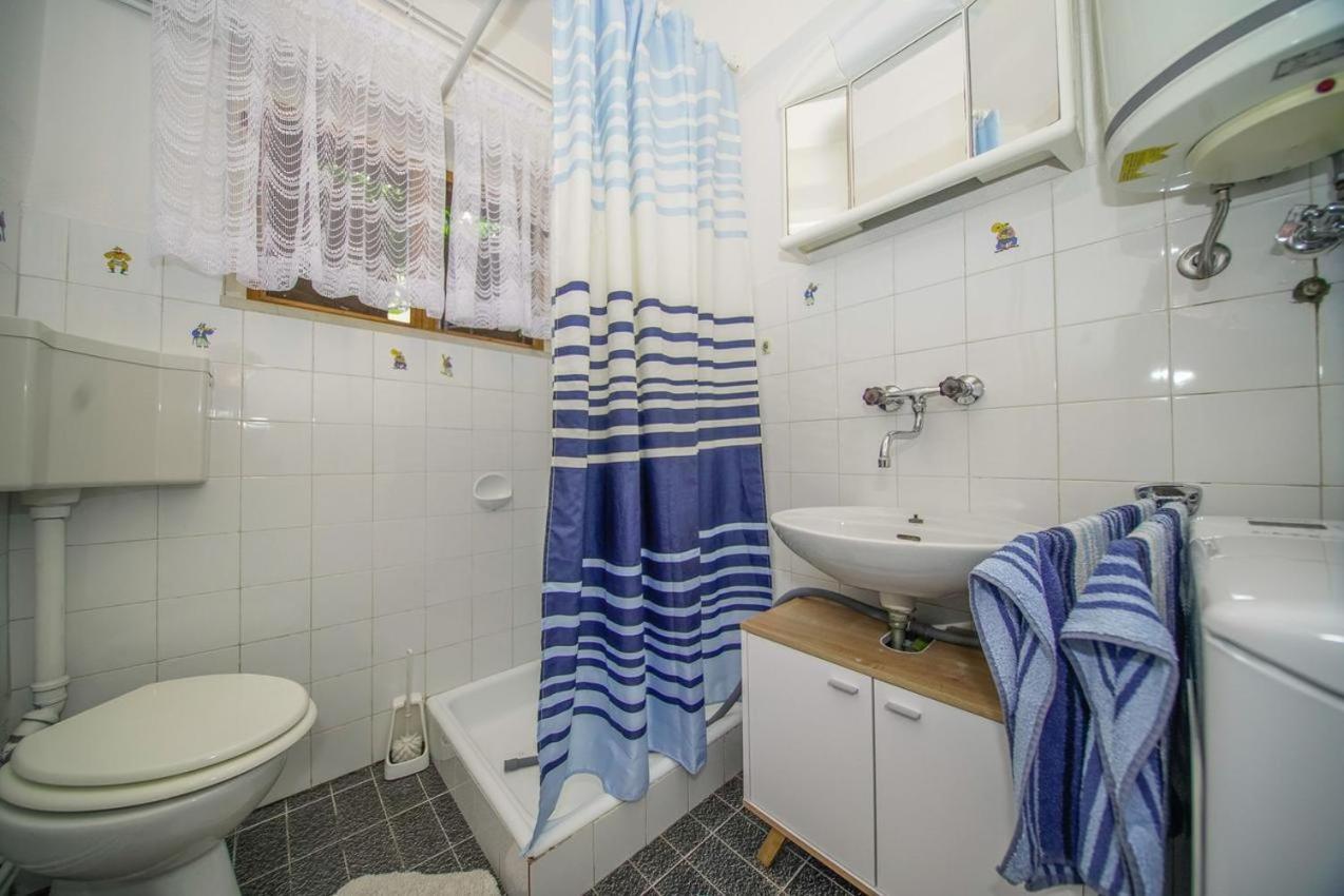 Apartman Mate Splitska Eksteriør billede